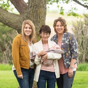 Meet your Posher, Jenn